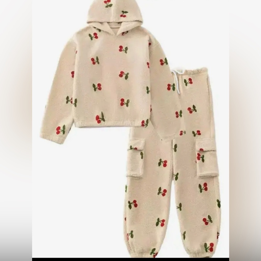 New Sherpa cherries hoodie and pants set! Sz L/XL awesome Miss sparkling
